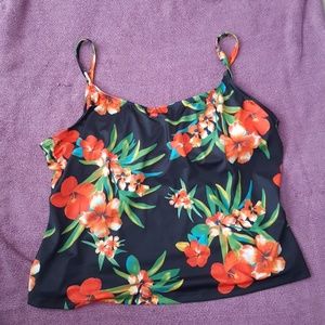 PREOWNED TROPICAL SWIM TOP SIZE 24